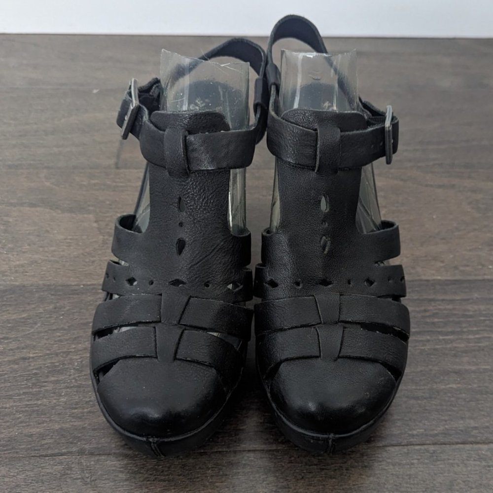 Kork Ease T-strap black clogs, leather, size 40.6 / 9